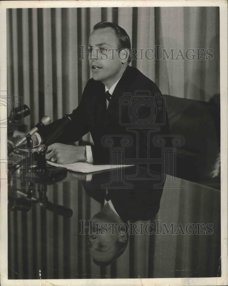 1958, Alabama Governor, Albert Brewer speaking. - abna06988 - Historic Images