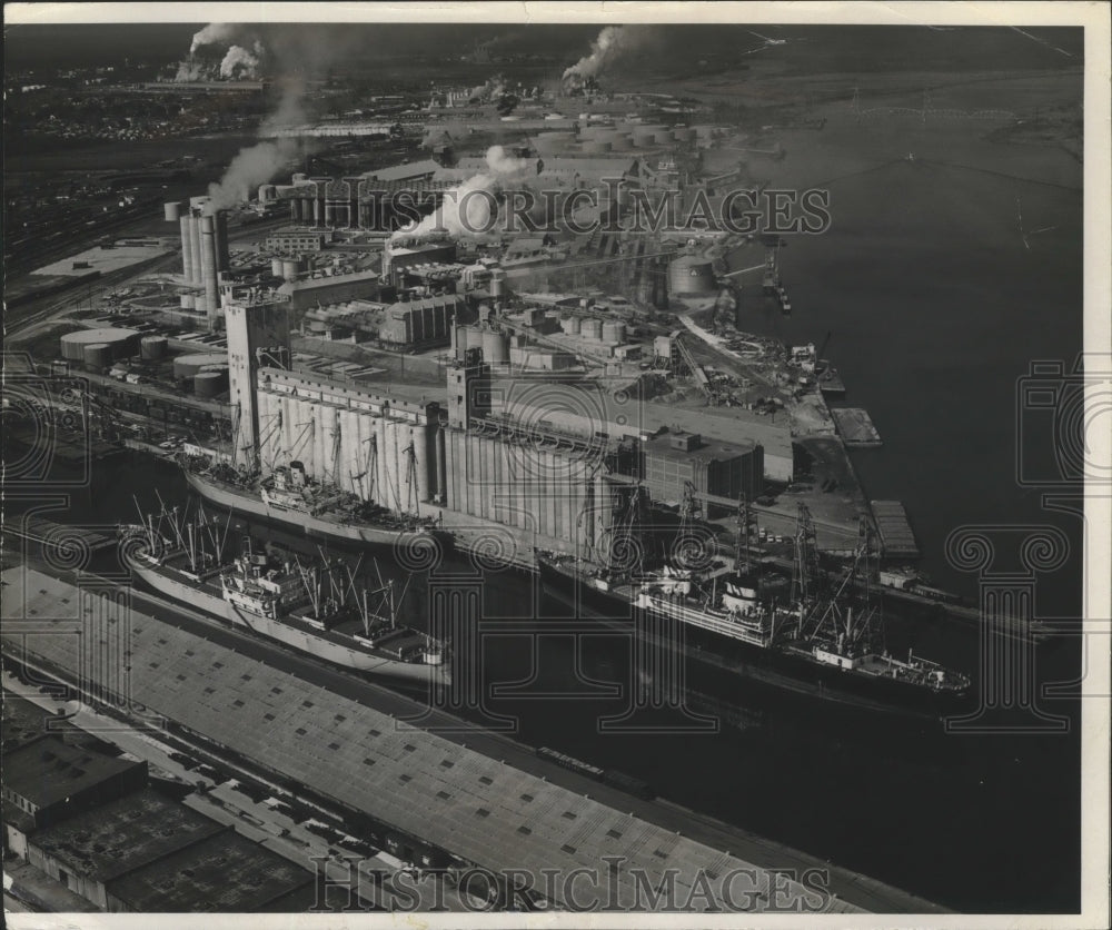 1970 Aerial view of ships at Alabama State Docks.-Historic Images