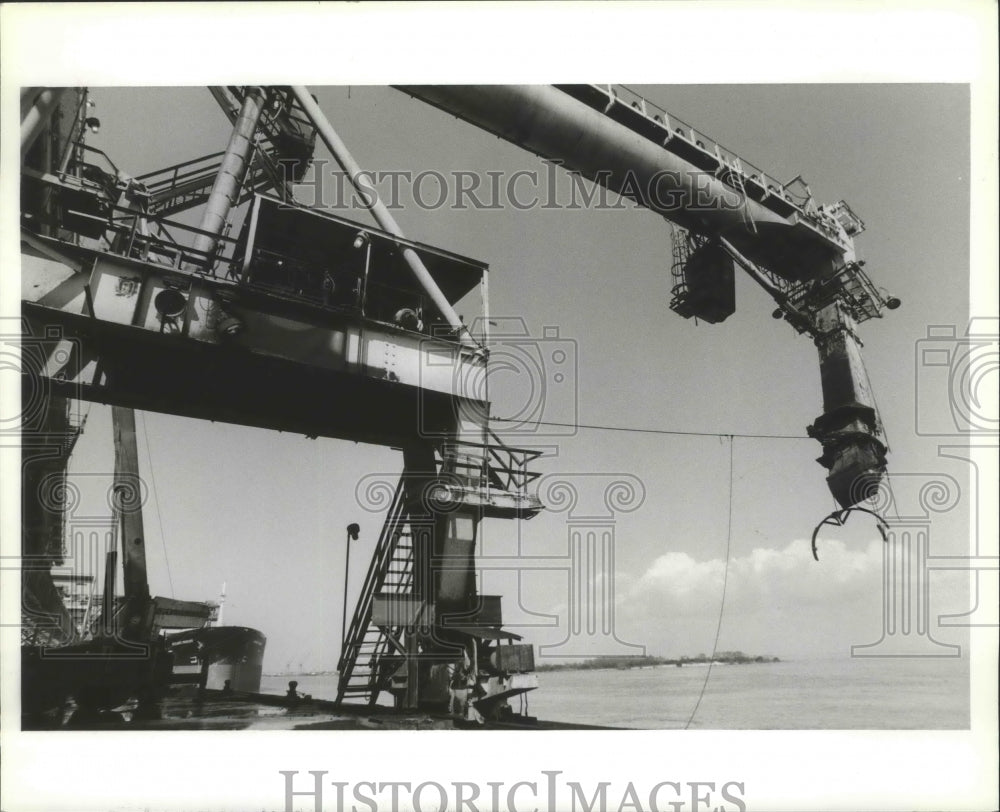 1990 Press Photo Alabama State Docks in Mobile - abna07181 - Historic Images
