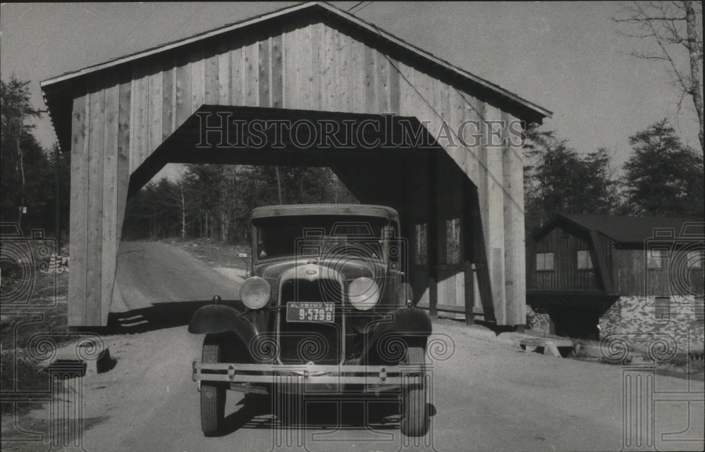 1968 Press Photo Alabama-Covered bridge new landmark over Hackberry Creek. - Historic Images