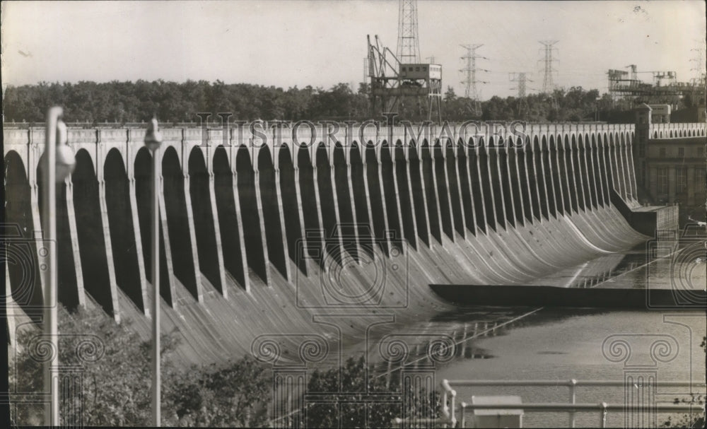 1952, Wilson Dam in Alabama - abna07398 - Historic Images