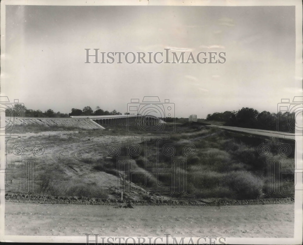 1955 Alabama-US 31 two way bridge between Montgomery and Birmingham-Historic Images