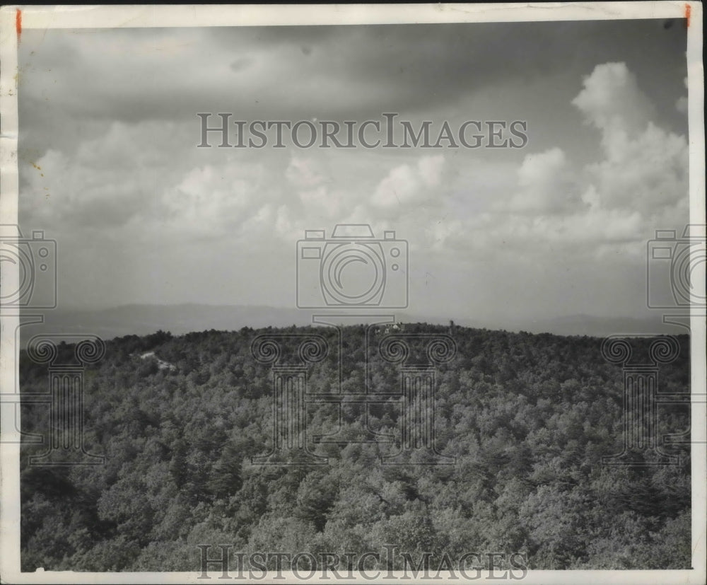 1946 Press Photo Alabama&#39;s highest peak at Cheaha State Park. - abna07607 - Historic Images