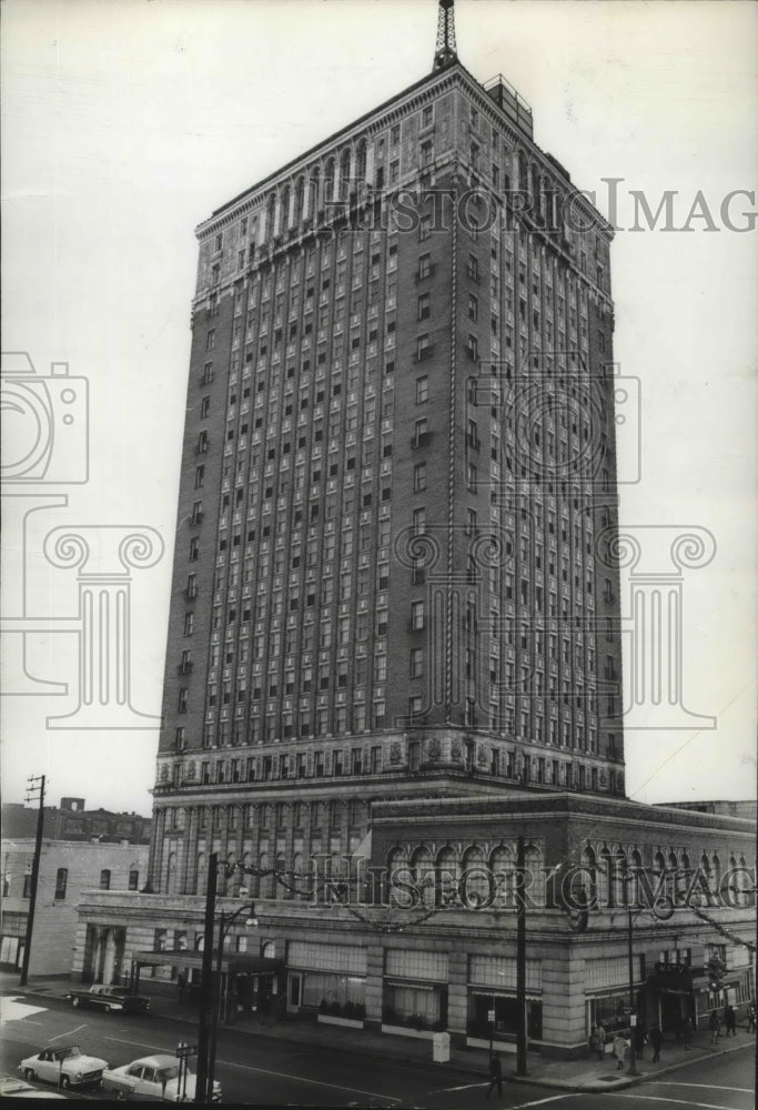 1987 Press Photo Alabama-Thomas Jefferson Hotel in Birmingham to be revamped. - Historic Images