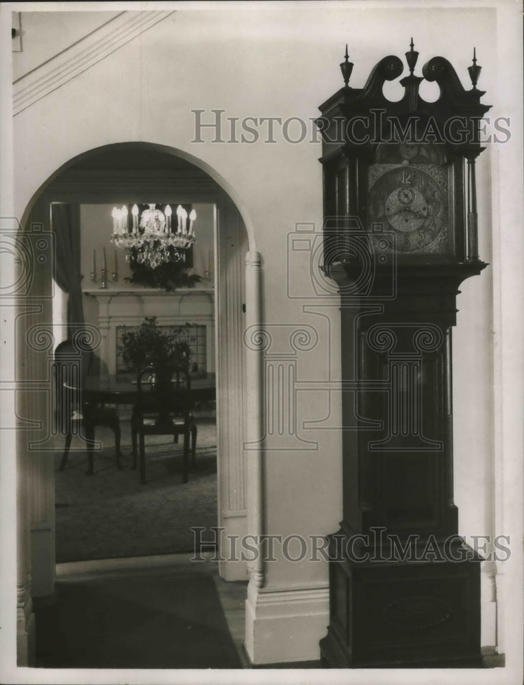 1952 Press Photo Beautiful Furniture, Archways Fill Arlington House, Birmingham - Historic Images