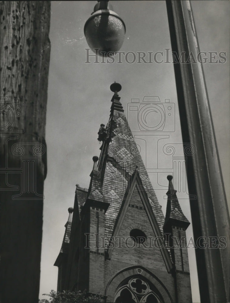 1965 Press Photo First Presbyterian Church Steeple Being Repaired, Birmingham - Historic Images