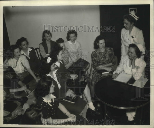 1944, Alabama-Birmingham Civilian Defense Nurses's Aide Corps members - Historic Images