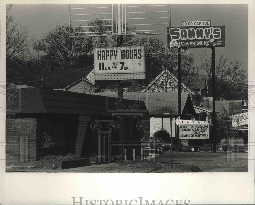 1983 Press Photo Sammy's Go-Go Club in Birmingham, Alabama - abna08138 - Historic Images