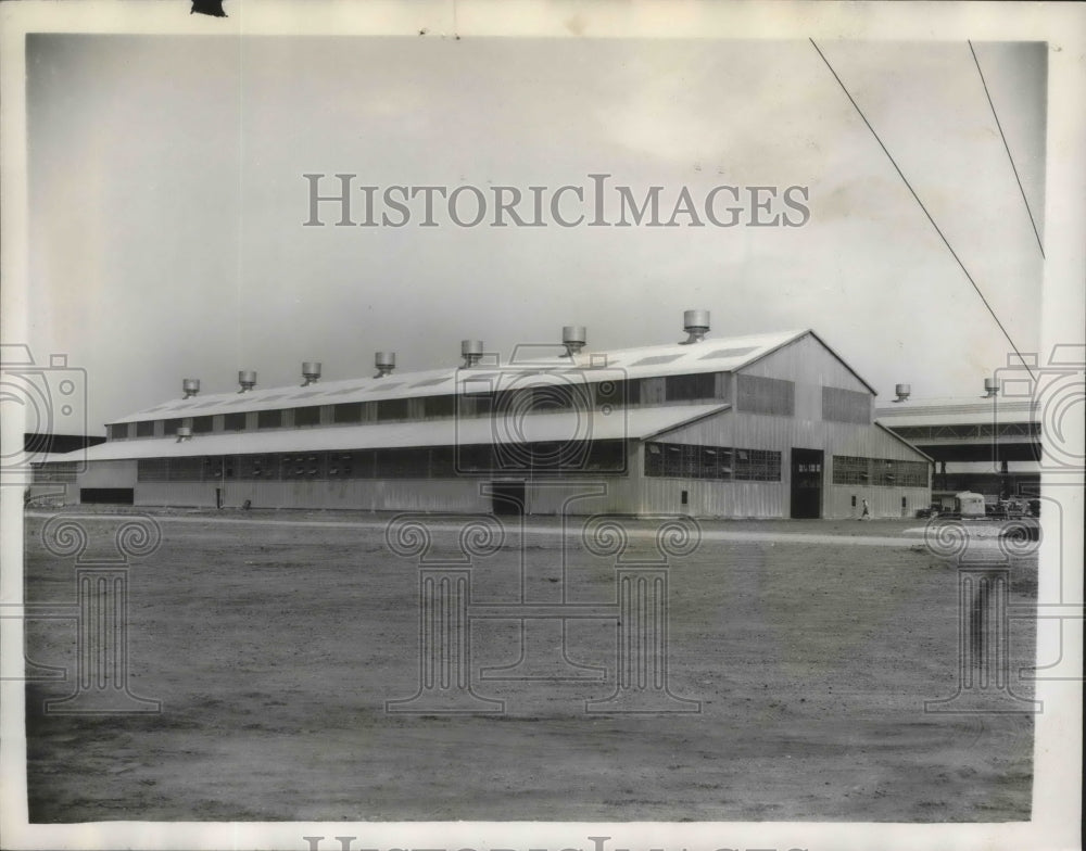 1954 Alabama-Birmingham's Chicago Bridge and Iron Company building. - Historic Images