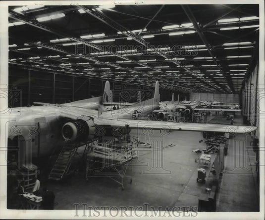 1953, Alabama-Birmingham's Hayes Aircraft Corp C-119 production line. - Historic Images