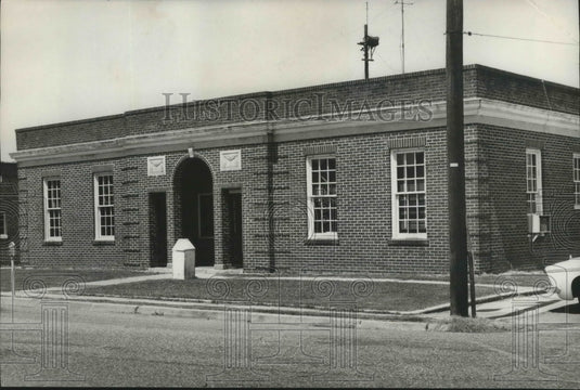 1964, Alabama-Atmore's obsolete City Hall to be replaced soon. - Historic Images