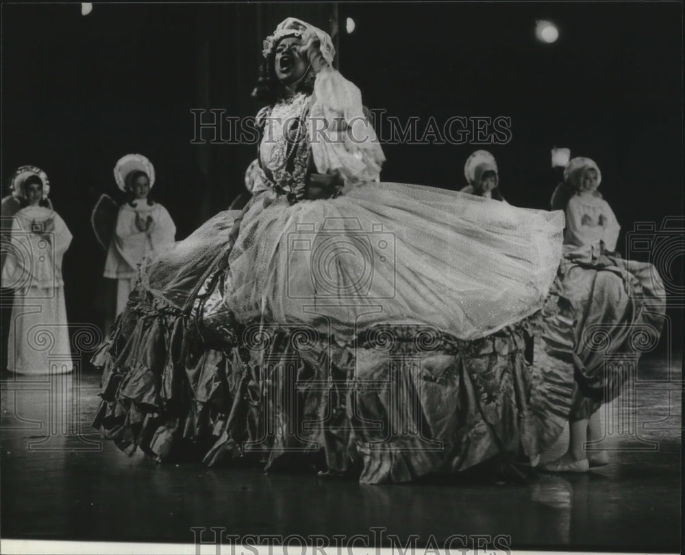 Press Photo Scene from Alabama Ballet Company's "Swan Lake" - abna08229 - Historic Images