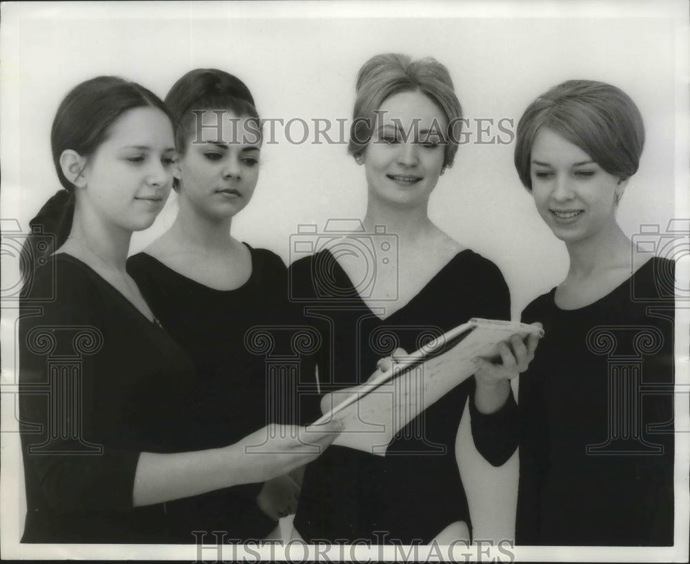 1969 Dancers With the Birmingham Southern Ballet in Alabama-Historic Images