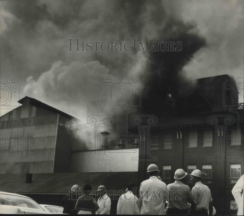 1972 Crowd Watches American Cast Iron Pipe Co. Pollution, Birmingham-Historic Images