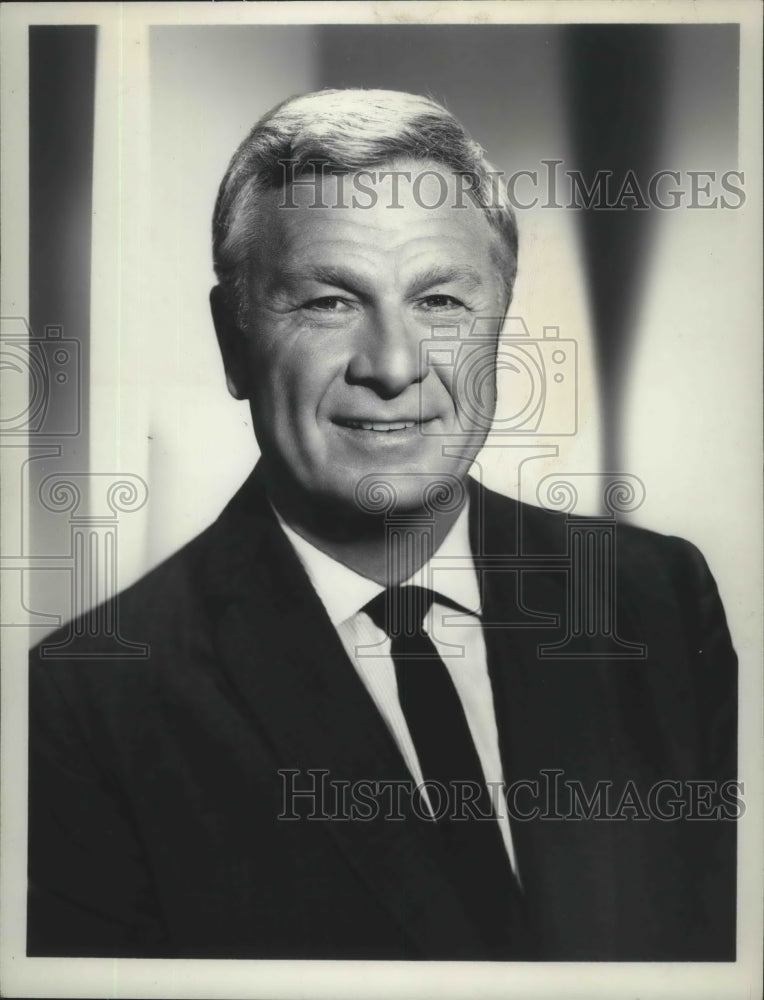 1969 Press Photo Actor Eddie Albert. - abna08396 - Historic Images