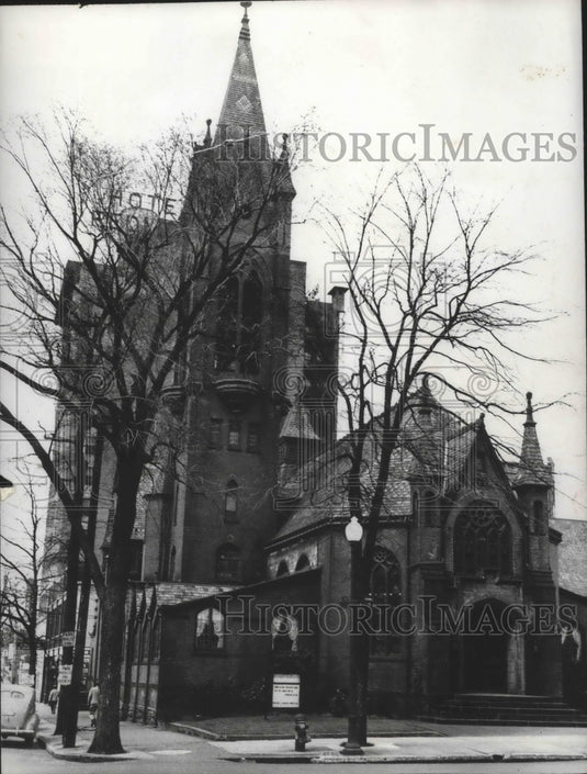 1958 Press Photo Alabama-Birmingham's "Old First" Presbyterian church exterior.- Historic Images