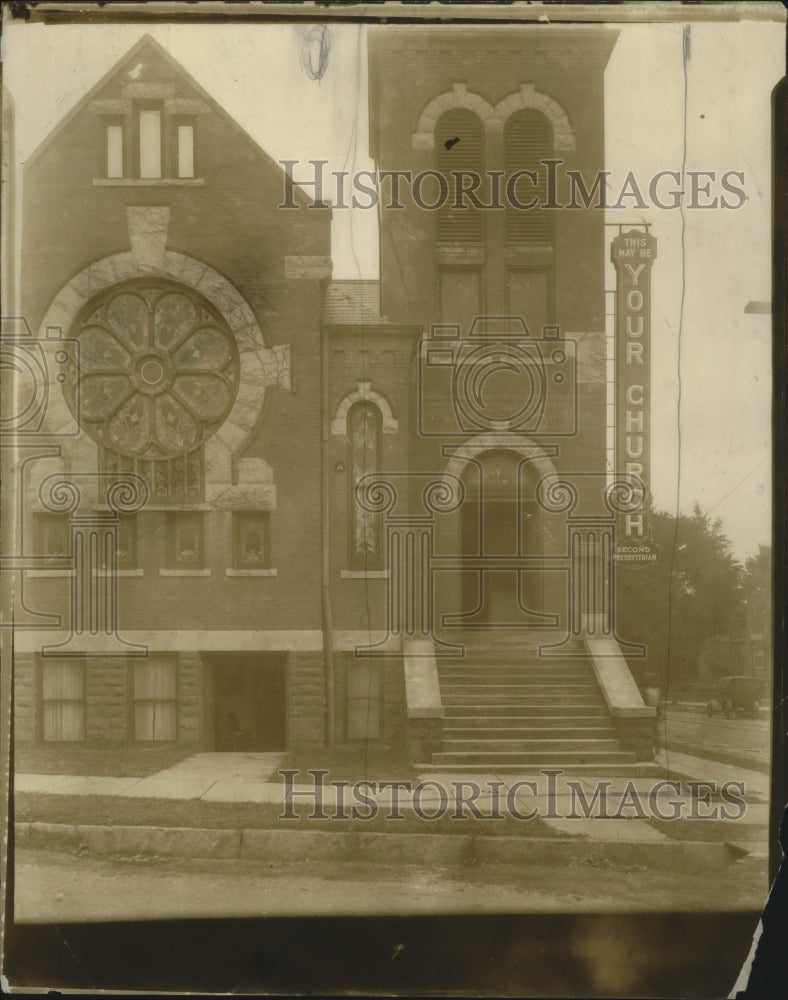 Press Photo Alabama-Second Presbyterian Church in Birmingham with large sign. - Historic Images