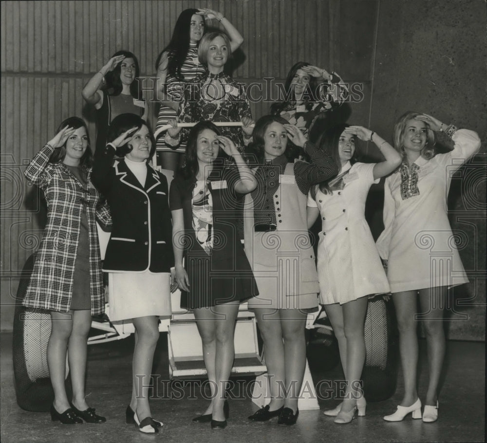 1971, Alabama-Maid of Cotton contestants on lunar dune buggy. - Historic Images