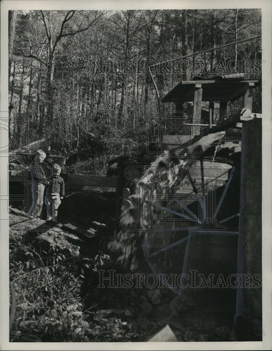 1946 Eight-Foot Water Mill at Waterfalls, Near Cullman, Alabama - Historic Images