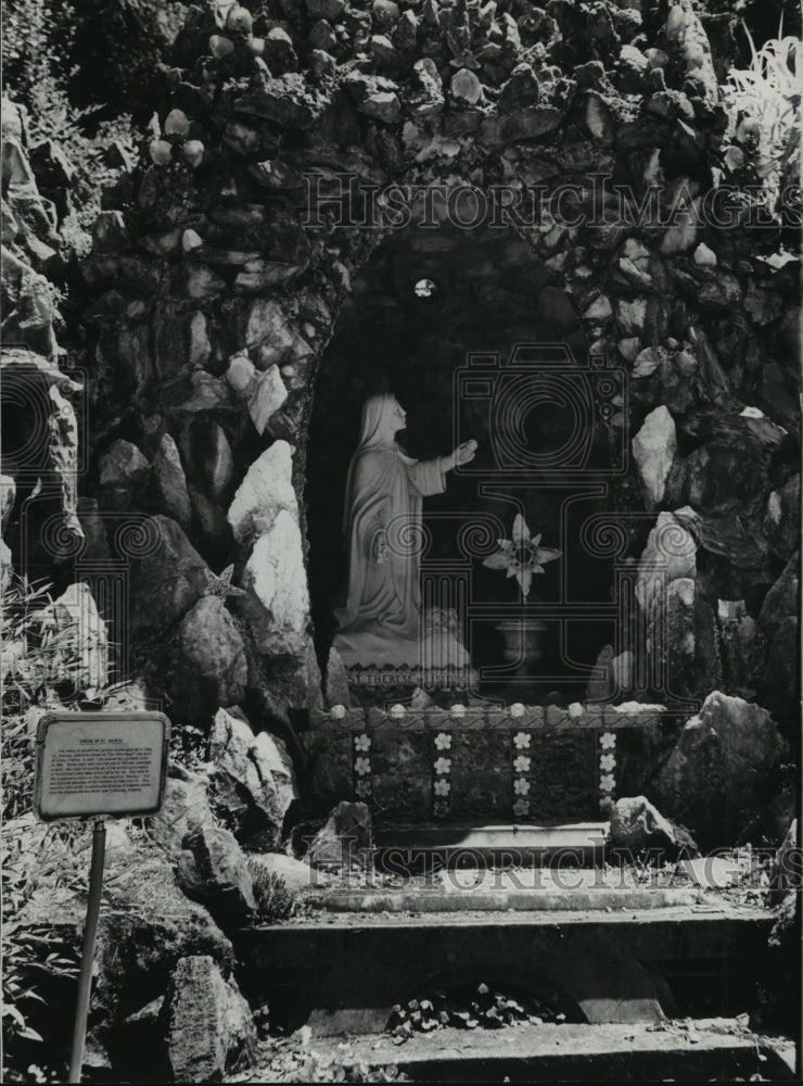 1978, Shrine of St. Therese, Ave Maria Grotto, Cullman, Alabama - Historic Images