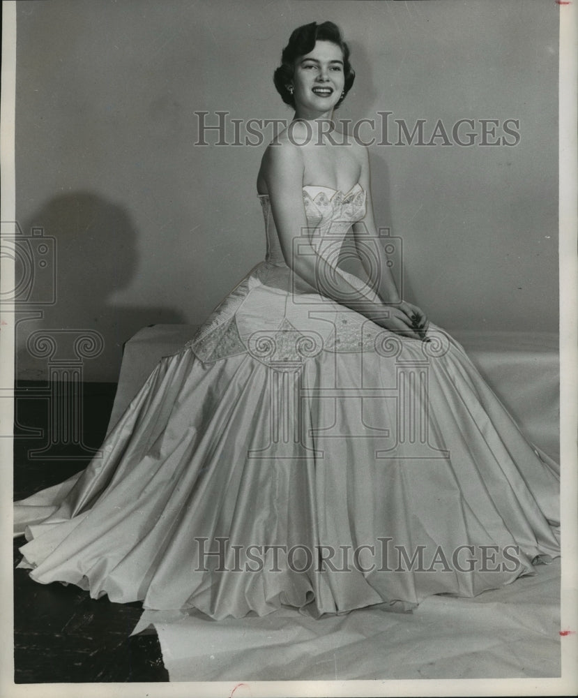 1952 Press Photo Selma, Alabama Native Alice Corr, National Maid of Cotton-Historic Images