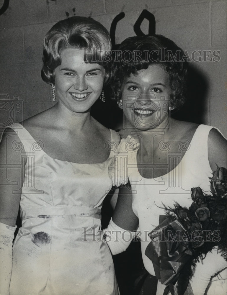 1964 Press Photo Alabama-Perry County Cotton Maid and alternate. - abna09180 - Historic Images