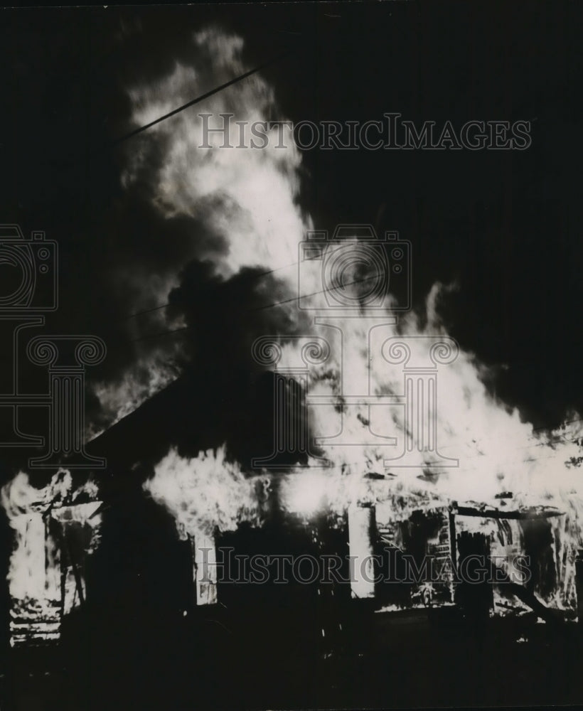 1954, Dramatic Home Fire Scene, Birmingham, Alabama - abna09306 - Historic Images