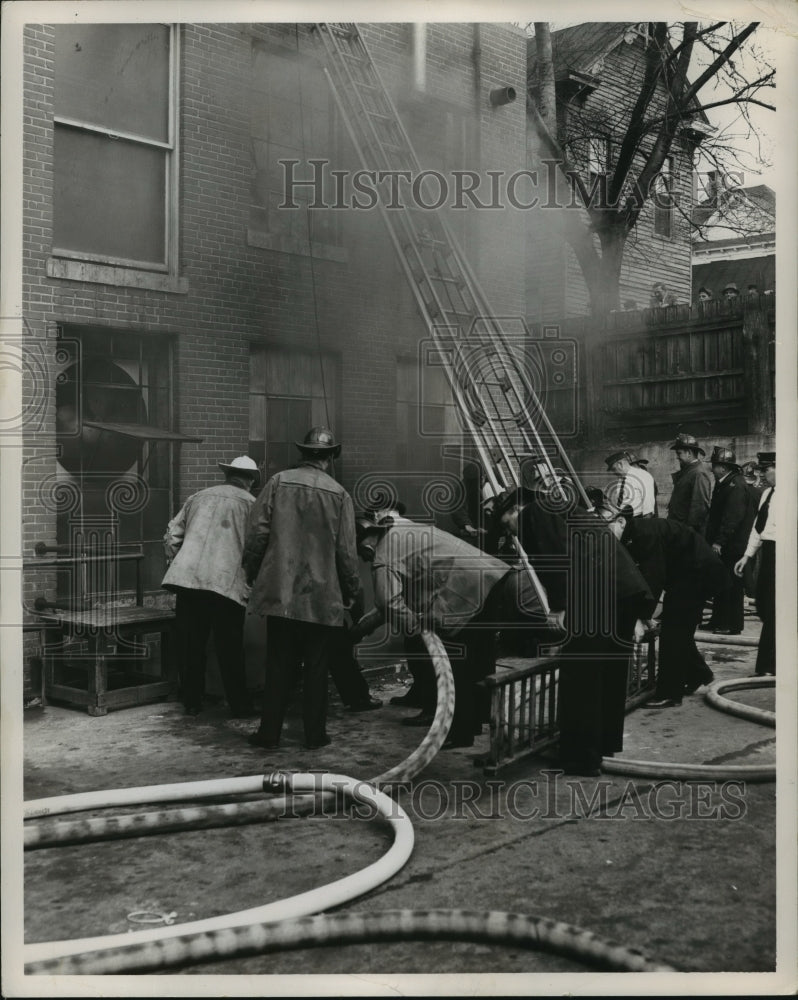 1949 Press Photo Fire at the Montgomery Advertiser, Alabama - abna09333 - Historic Images