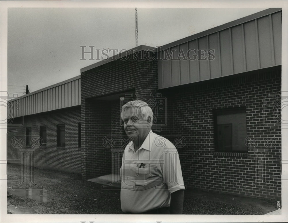1989 Press Photo Alabama-Mayor Bobby Jack Camp at Hanceville City Hall. - Historic Images