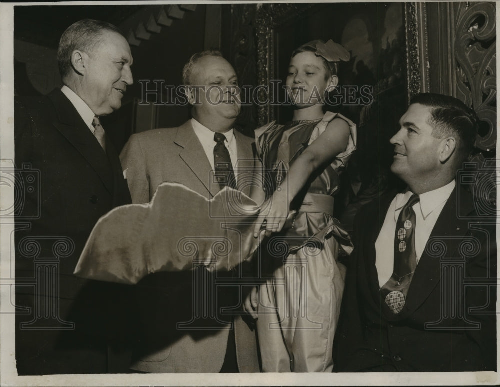 1951, Community Chest President On hand at Local Kickoff in Alabama - Historic Images