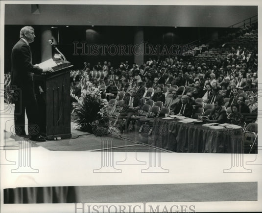 1987 Press Photo Alabama-Samford President, Tom Corts speaking to convention. - Historic Images