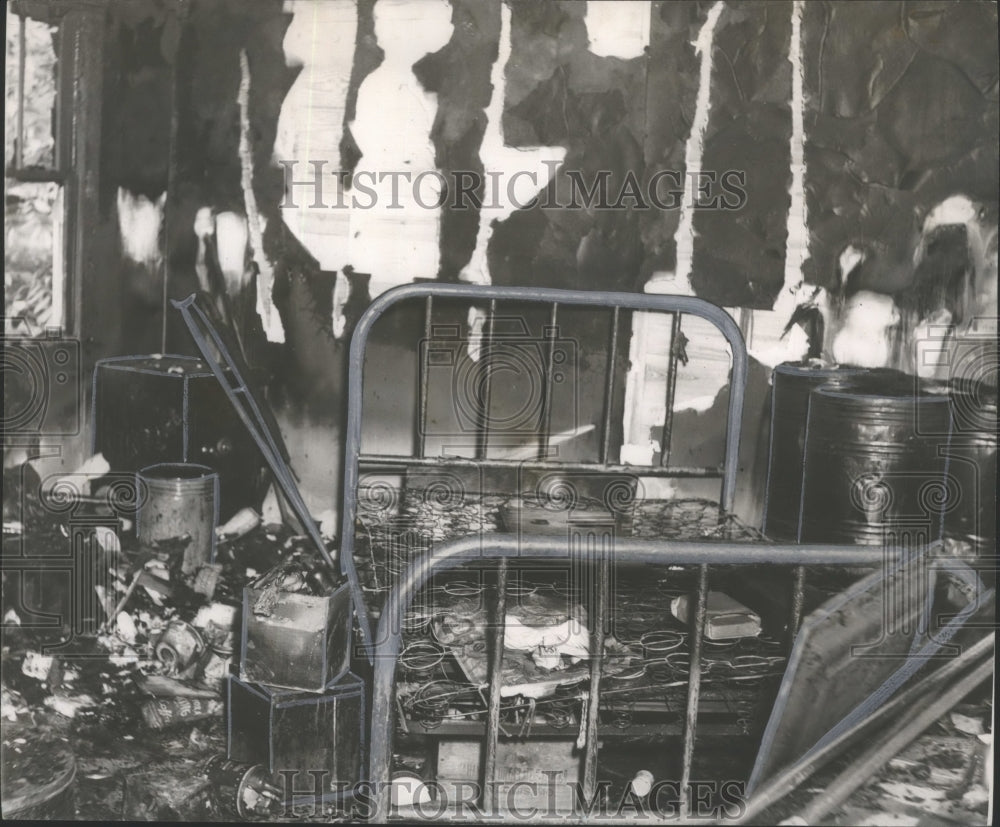 1954 Press Photo Scene of House Fire Where Invalid Perished in Birmingham - Historic Images