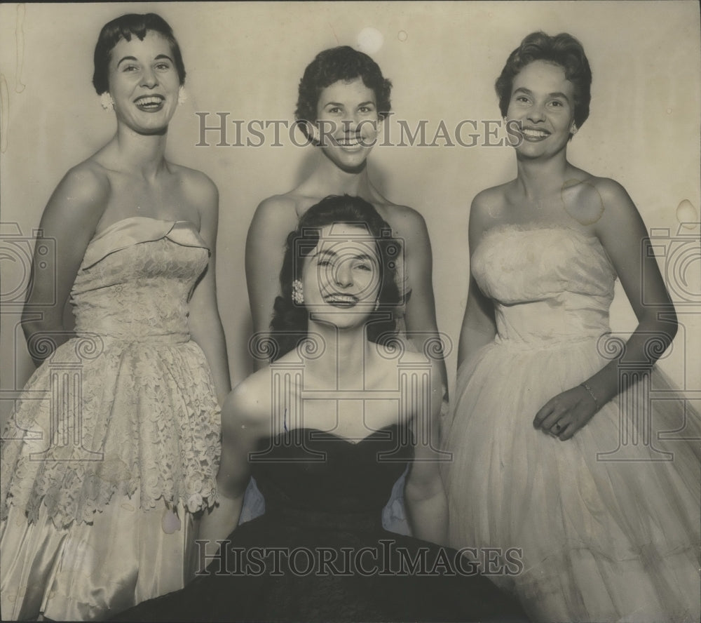 1957 Press Photo Alabama-Gals vying for &#39;Miss Chick&#39; in Maid of Cotton contest. - Historic Images