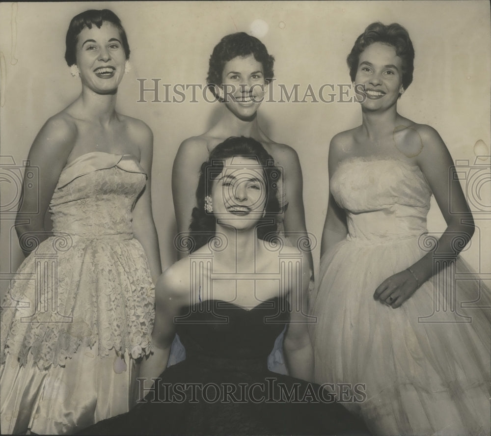 1957 Press Photo Alabama-Gals vying for 'Miss Chick' in Maid of Cotton contest. - Historic Images