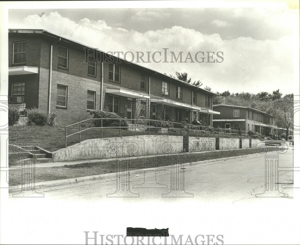 1979 Press Photo Many Kingston Neighborhood Residents Live in Projects, Alabama - Historic Images