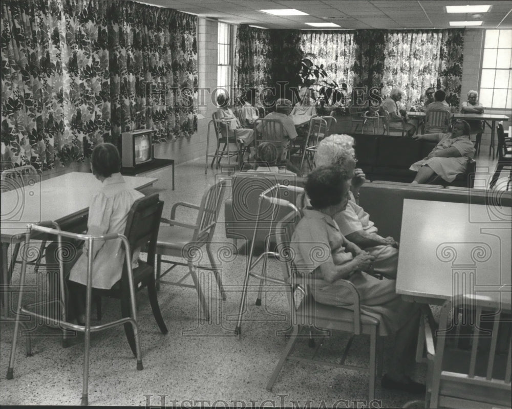 1980 Press Photo Residents at Ketona, Alabama Nursing Home - abna10784 - Historic Images