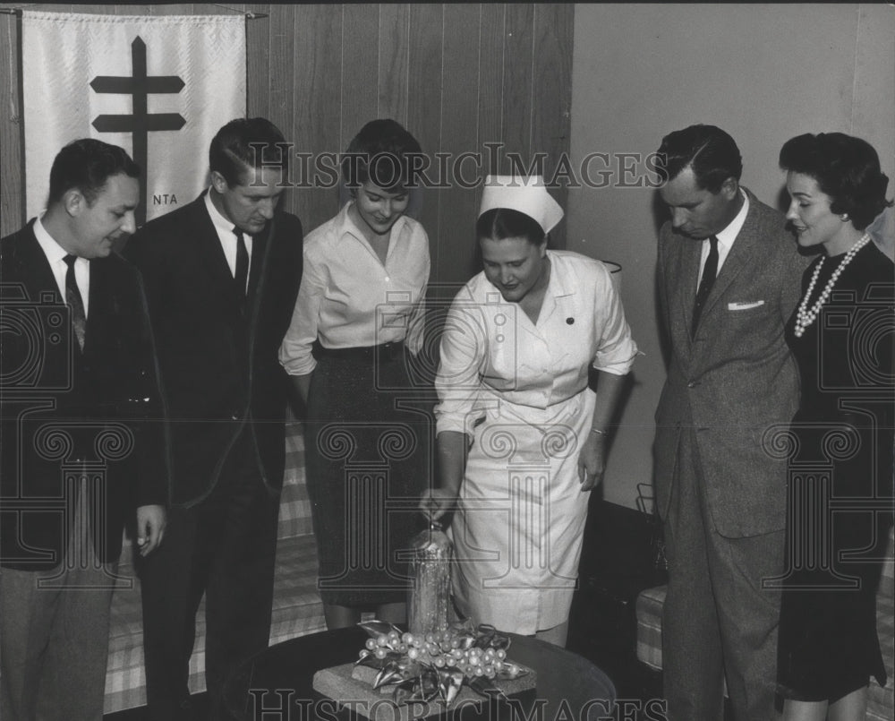 1960 Press Photo Candle of Hope for Christmas Seal contest, Jefferson County - Historic Images