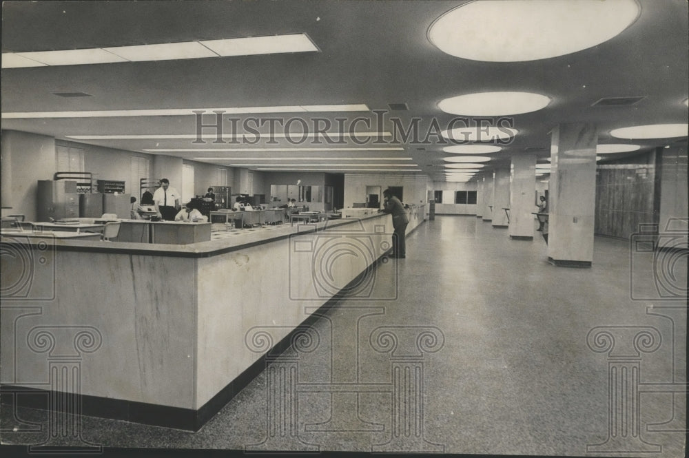 1964 Press Photo Jefferson County Department of Revenue in courthouse annex - Historic Images