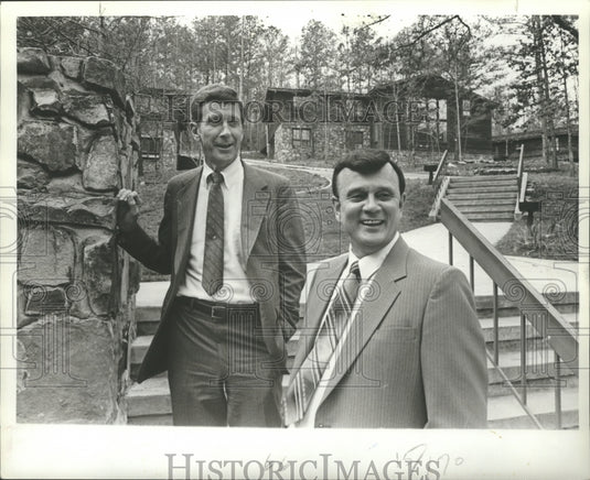 1982 Press Photo Brookwood Lodges president Gene McWilliams Warrior - abna10907 - Historic Images
