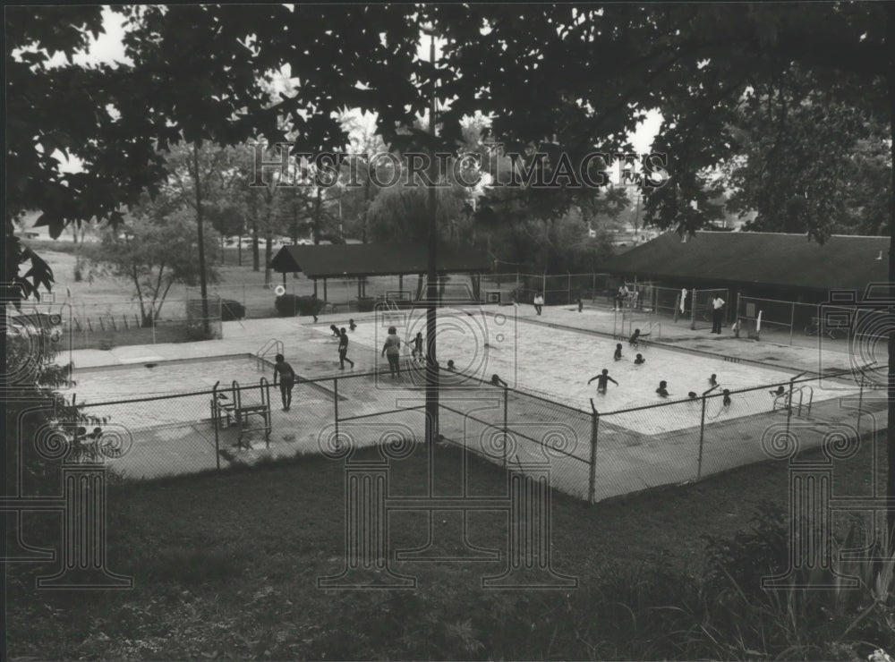 1981 Press Photo Rosedale&#39;s Spring Park in Homewood, Alabama - abna10929 - Historic Images