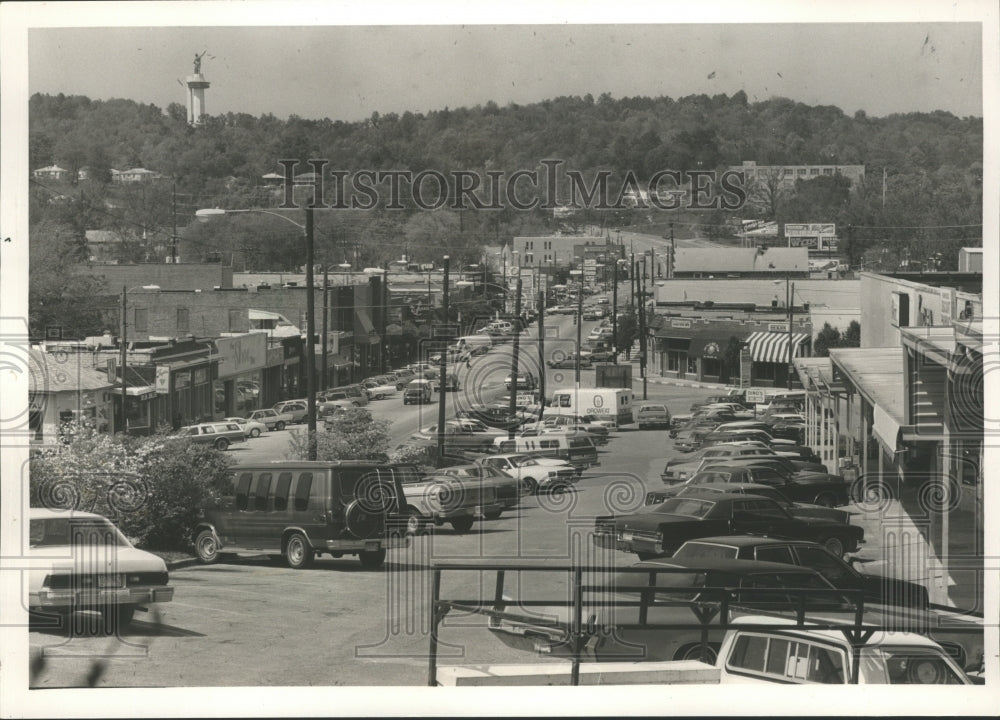 1985 Press Photo Downtown shopping district Homewood, Alabama - abna10946 - Historic Images