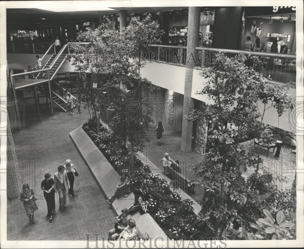 1976 Press Photo View overlooking Brookwood Mall, Homewood, Alabama - abna10974 - Historic Images