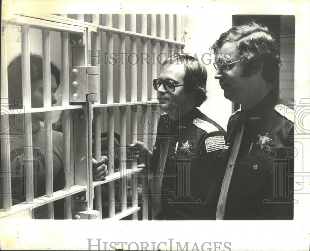 1980 Officers and inmate at Cullman Jail, Cullman, Alabama Historic