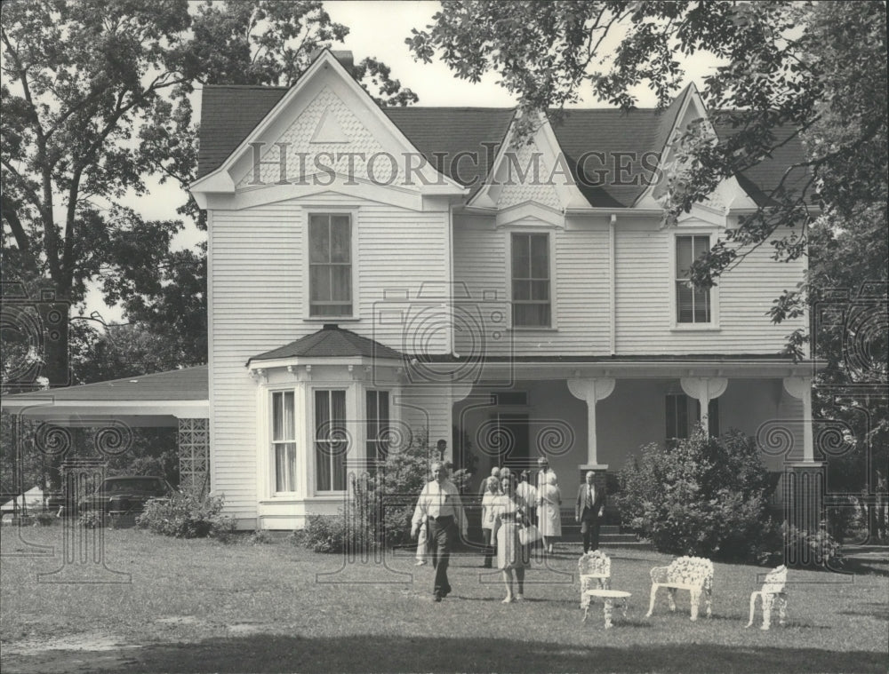 1974, Visitors at the Old Fuller Home in Cusseta, Alabama - abna11041 - Historic Images