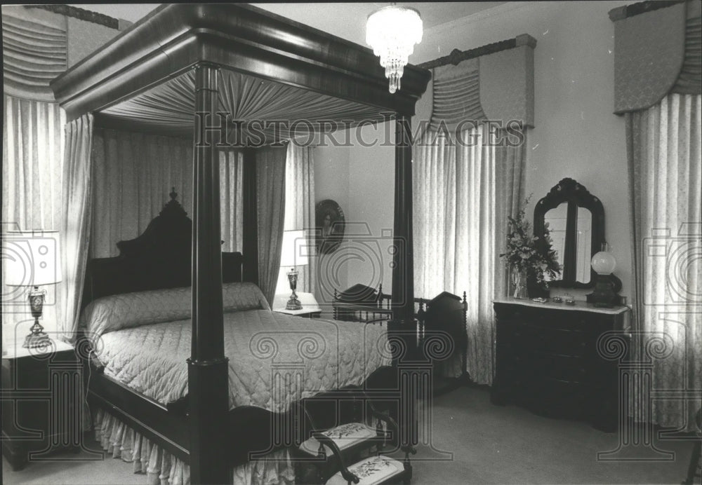 1979 Press Photo Bedroom in home in Cedar Heights Plantation, Eufaula, Alabama - Historic Images