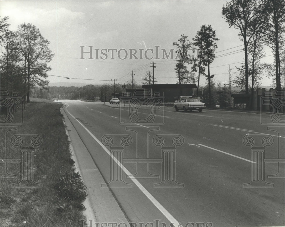 1980 Press Photo Site of new convenience store on left, City of Hoover, Alabama - Historic Images