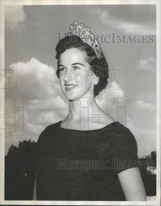 1959 Maid of Cotton contest winner Louise Carroll, Winston County-Historic Images