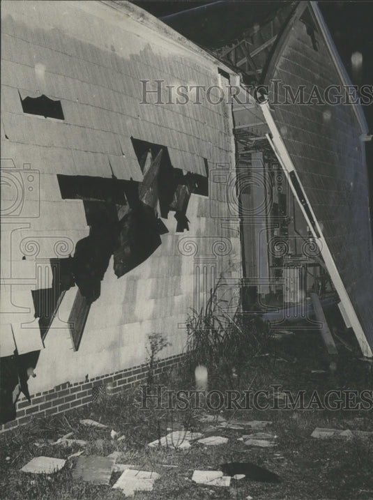 1971, damage to Birmingham, Alabama building after explosion - Historic Images