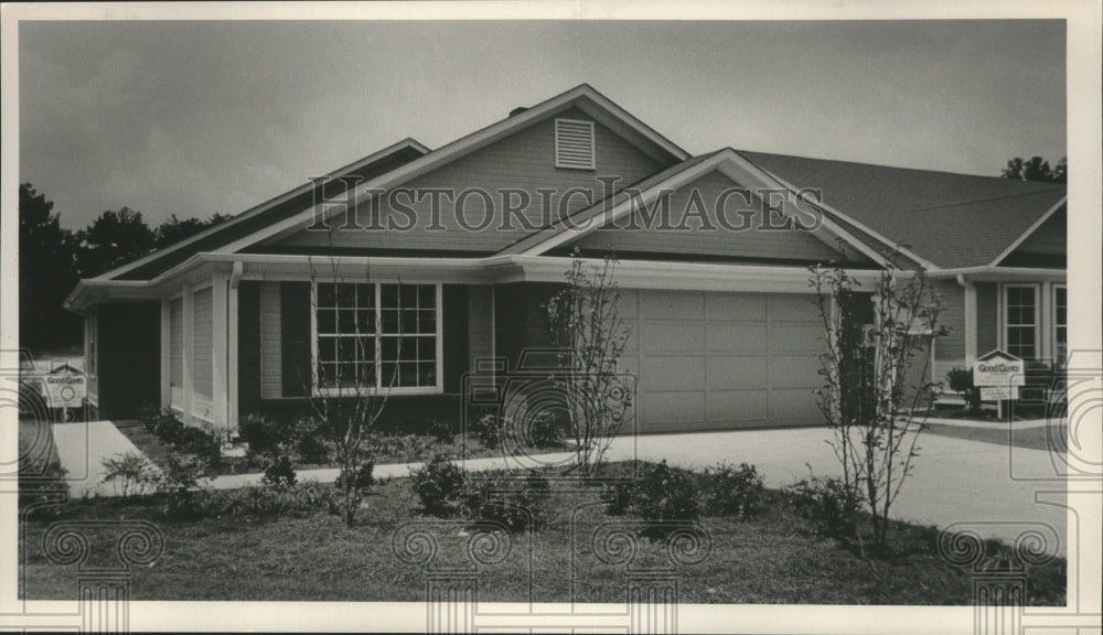 1987 Press Photo Home in Lakepark - abna11570 - Historic Images