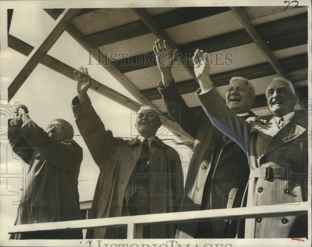 1952 Press Photo Ernest Norris & others at dedication of Ernest Norris Yard, AL - Historic Images